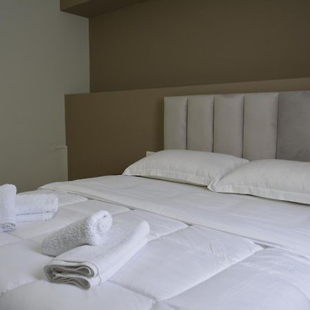 Hotel Her Влёра Экстерьер фото