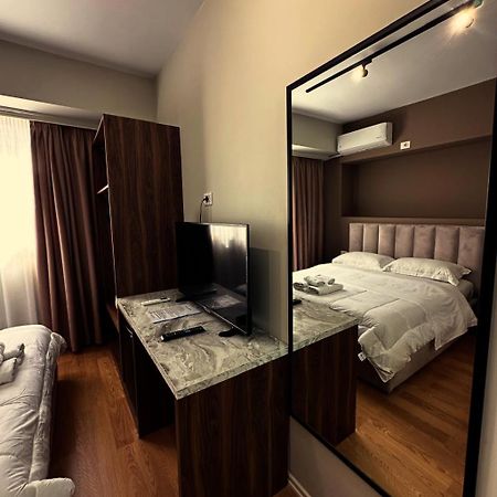 Hotel Her Влёра Экстерьер фото